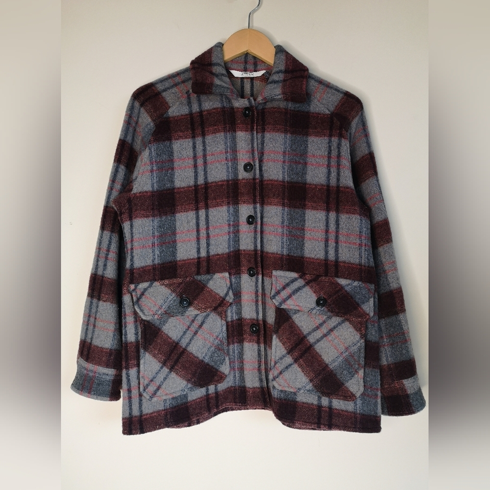 Anian Georgia Coat - Picture 2 of 6